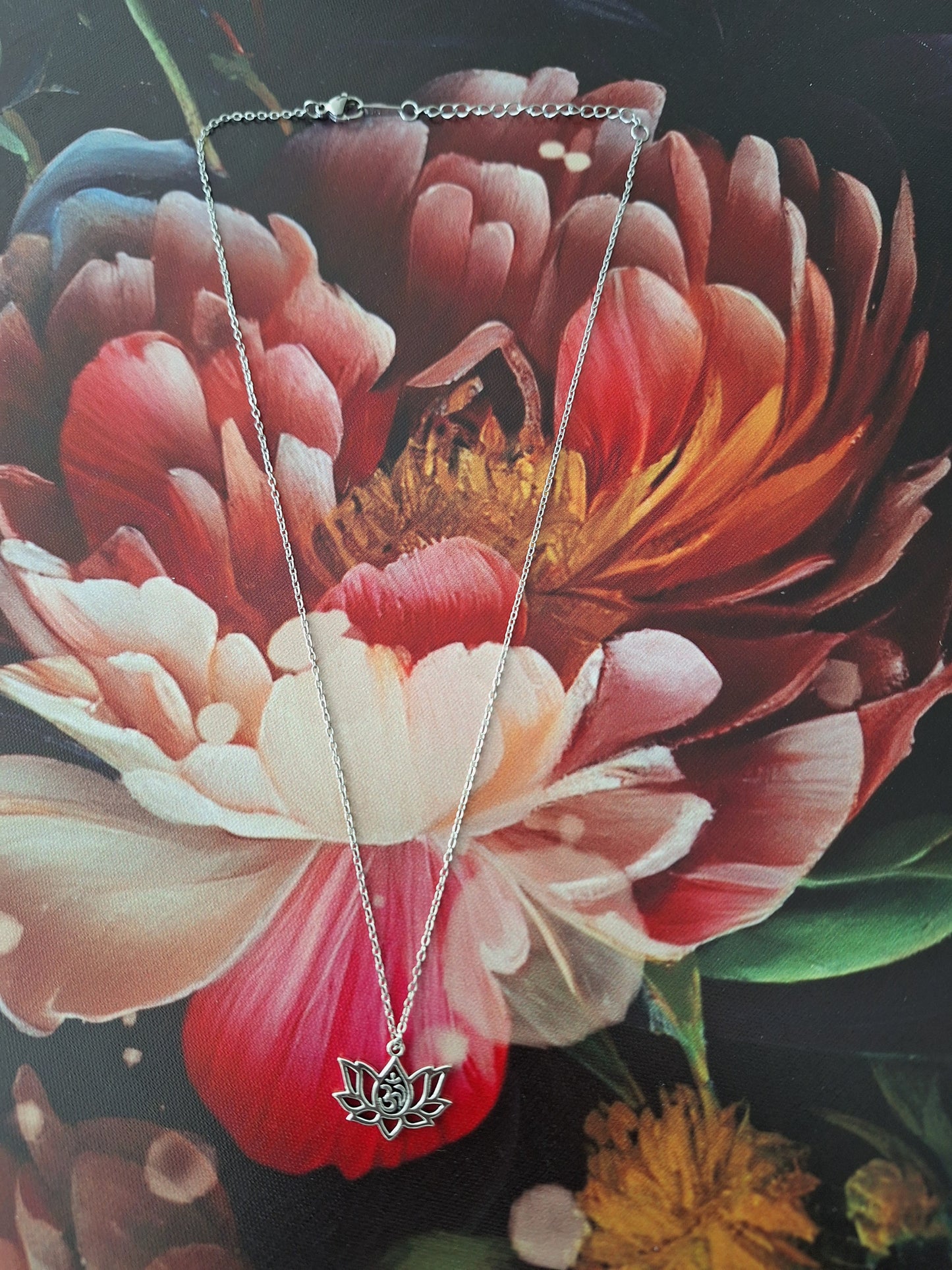 COLLIER FLEUR DE LOTUS DE YOGA