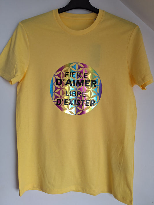 T-shirt Fier.e d'aimer, libre d'exister