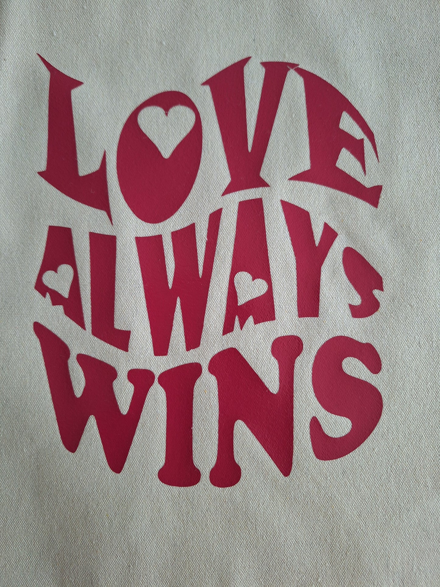 TOTE BAG LOVE ALWAYS WINS
